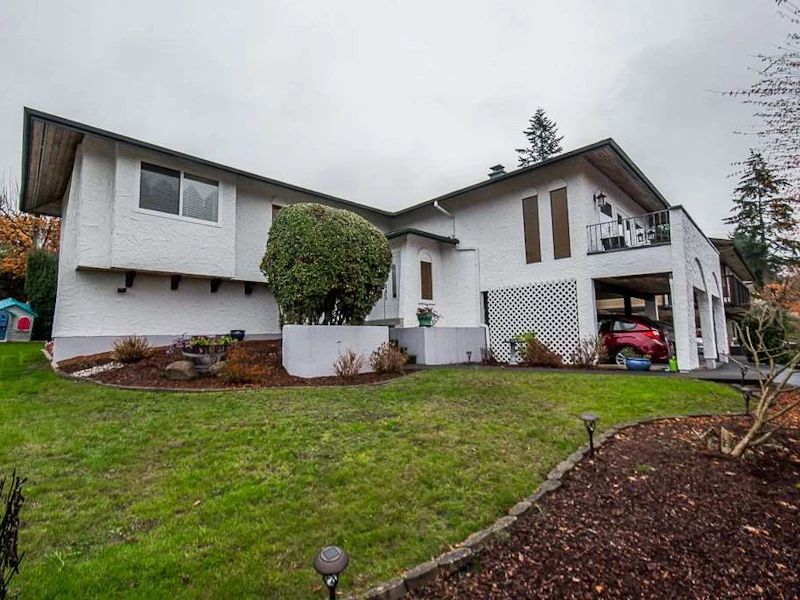 8110 Wiltshire Place, Delta BC V4C 6T2