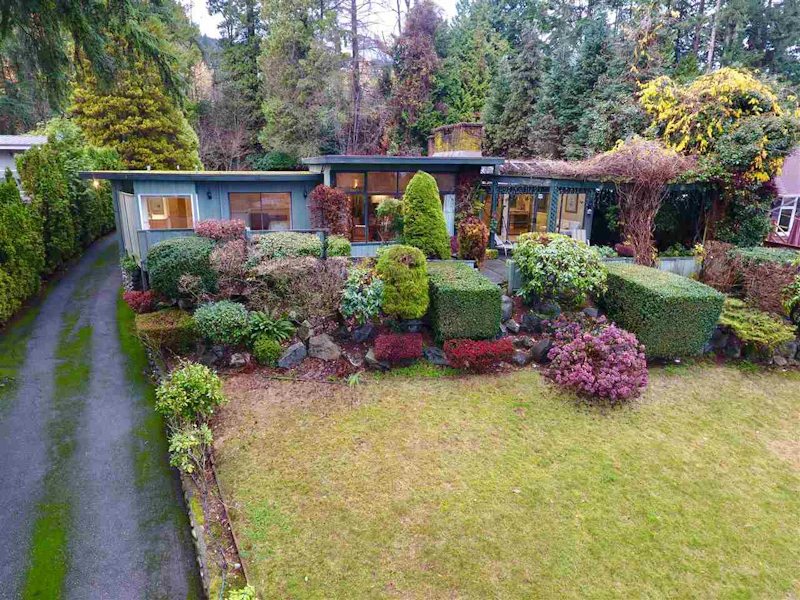 1585 Rena Crescent, West Vancouver BC V7V 2Z2