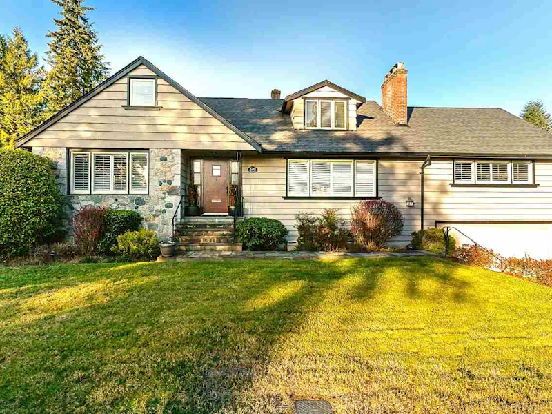 609 Duchess Avenue, West Vancouver BC V7T 1G6