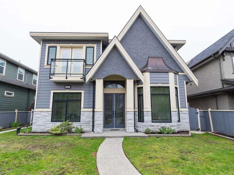 2091 Catalina Crescent, Richmond BC V7B 1E2
