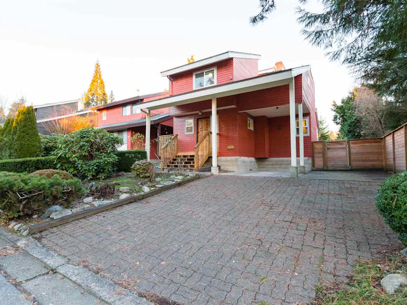 1790 Pepperidge Court, Burnaby BC V5A 3V9