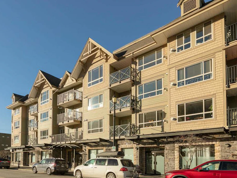 204 - 38003 Second Avenue, Squamish BC V8B 0C3