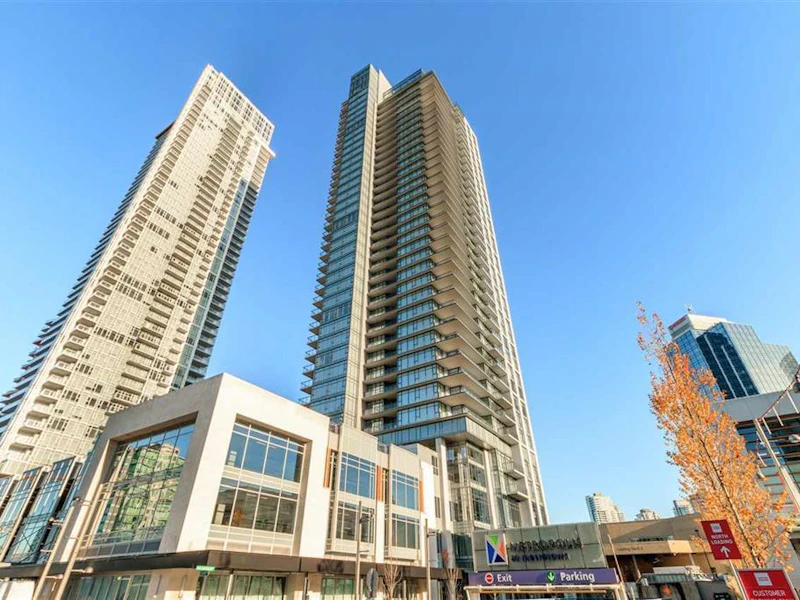 2611 - 6098 Station Street, Burnaby BC