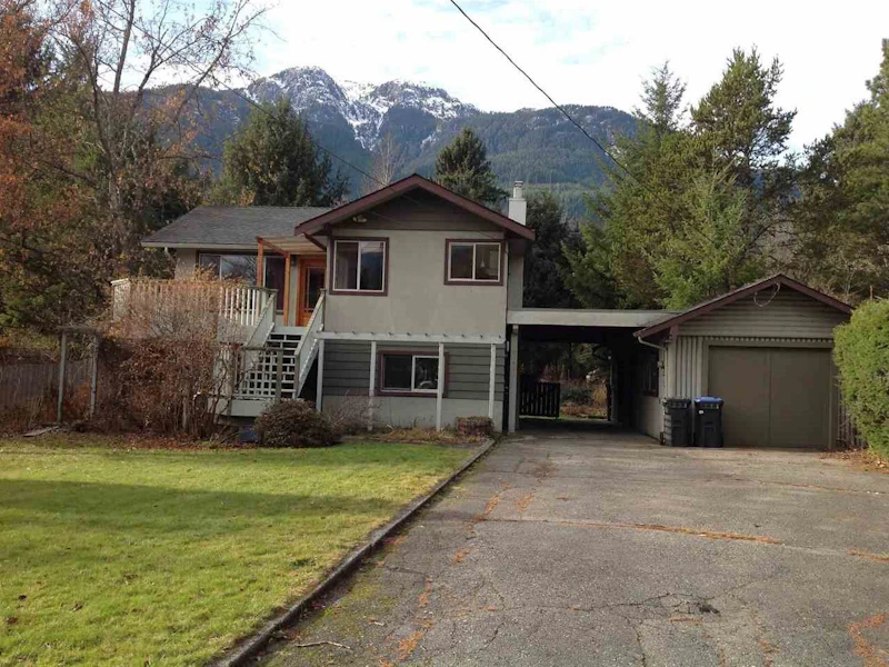 41651 Cottonwood Road, Squamish BC V0N 0A4