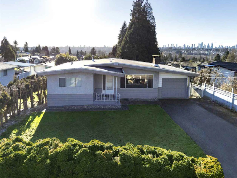 6602 Delwood Court, Burnaby BC V5B 2V8