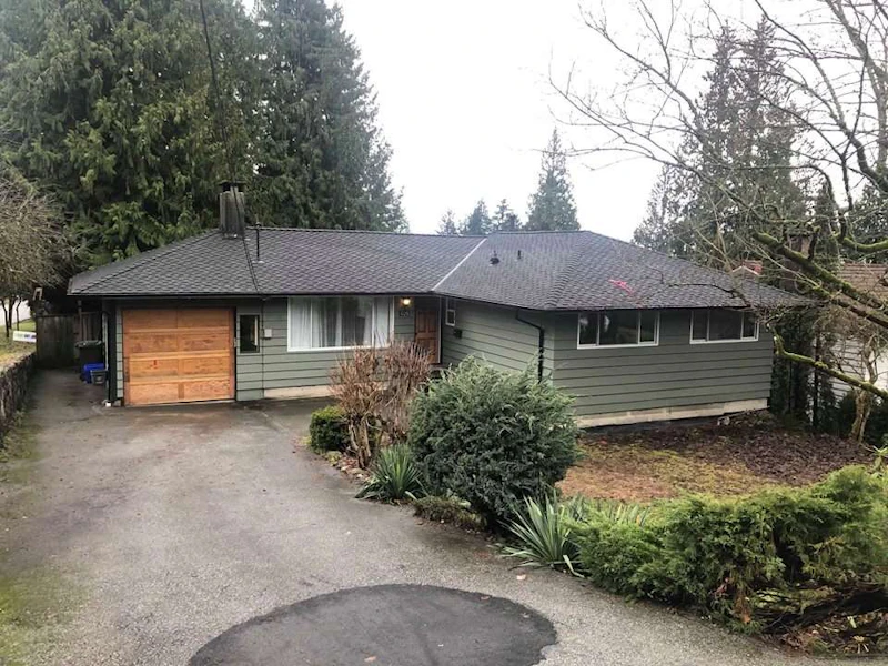 805 Prospect Avenue, North Vancouver BC V7R 2M2