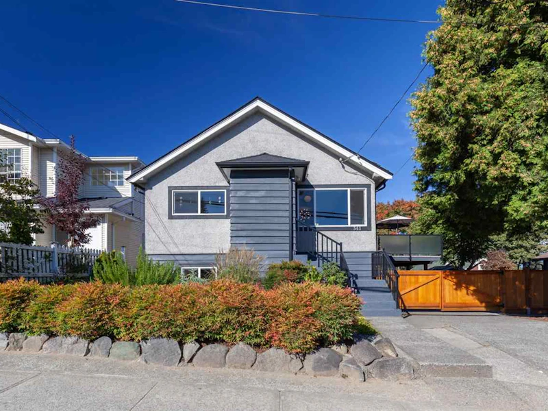 341 E King Edward Avenue, Vancouver BC V5V 2C4