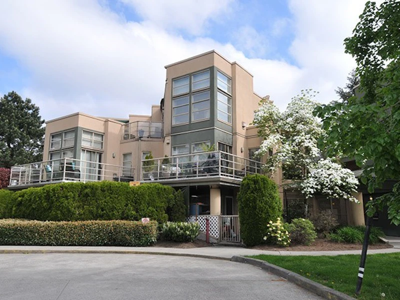 212 - 22277 122nd Avenue, Maple Ridge BC V2X 3X8