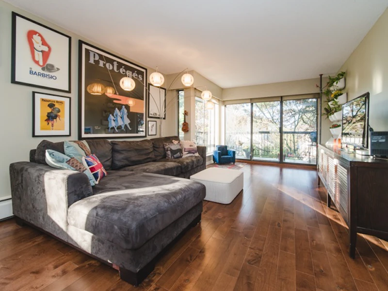 209 - 444 E 6th Avenue, Vancouver BC V5T 1K6