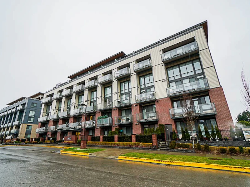 204 - 3080 Gladwin Road, Abbotsford BC V2T 5T5