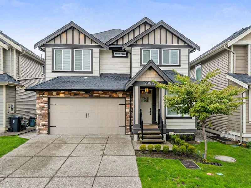 20939 80b Avenue, Langley BC V2Y 0R2
