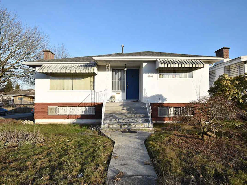 1 - 5908 Knight Street, Vancouver BC V5P 2V5