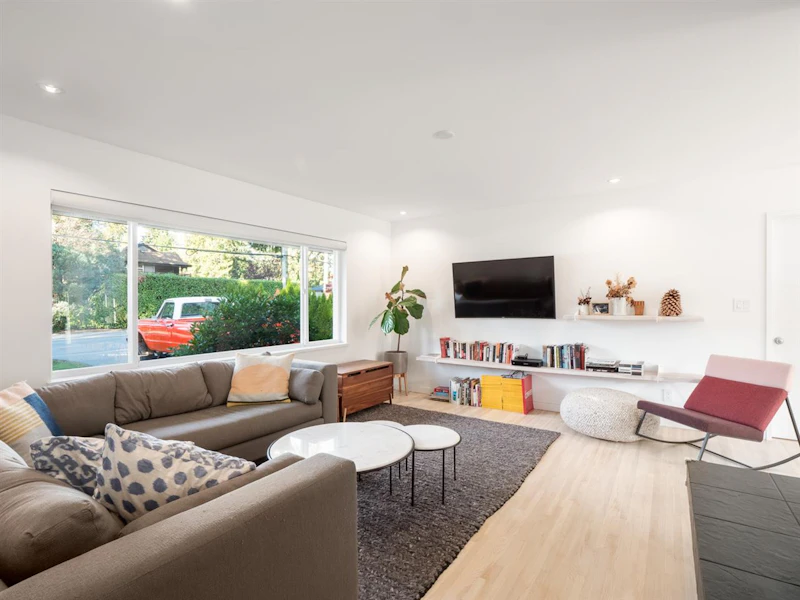 2036 Berkley Avenue, North Vancouver BC V7H 1Z5