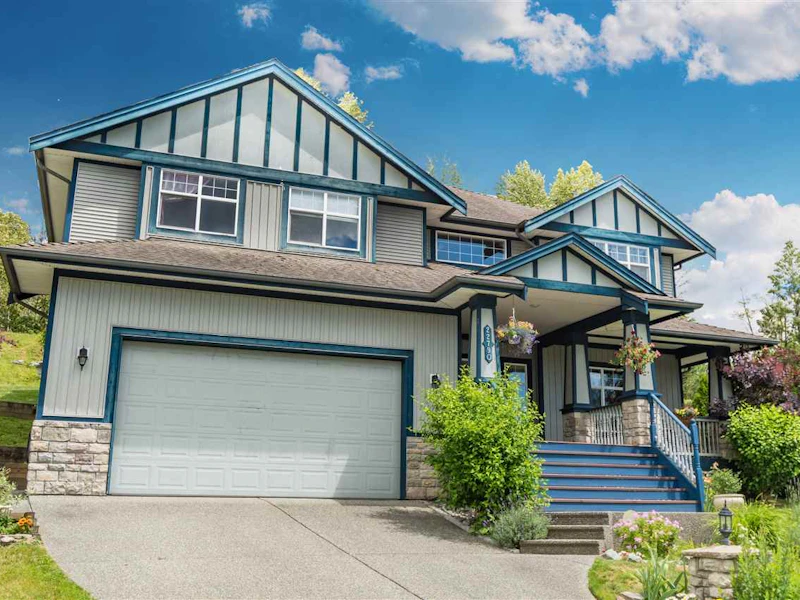 22790 Holyrood Avenue, Maple Ridge BC V2X 6E7
