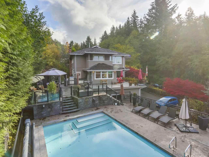 4755 Woodley Drive, West Vancouver BC V7S 3A6