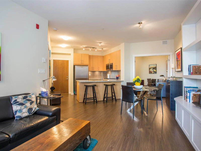 301 - 159 W 22nd Street, North Vancouver BC