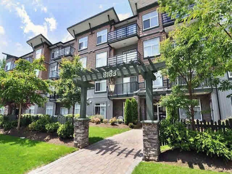 411 - 8183 121a Street, Surrey BC V3W 1S7