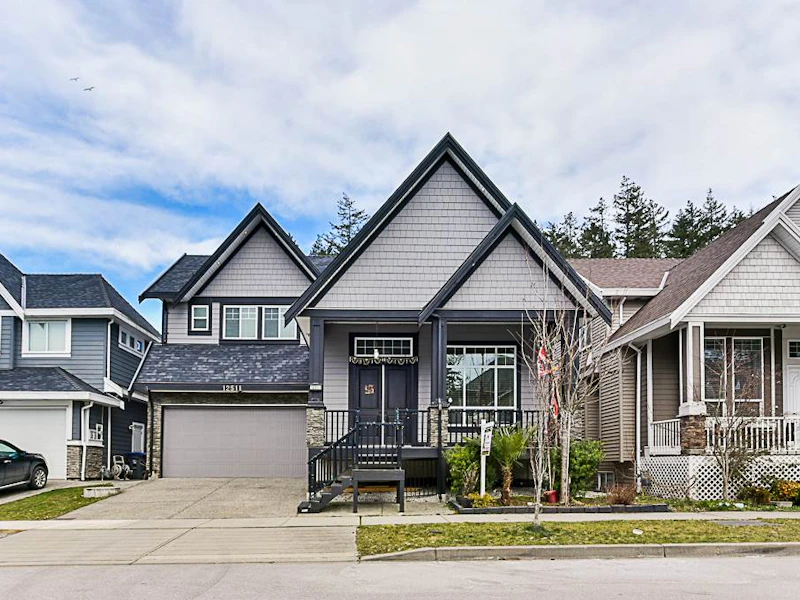 12511 58a Avenue, Surrey BC V3X 0E8