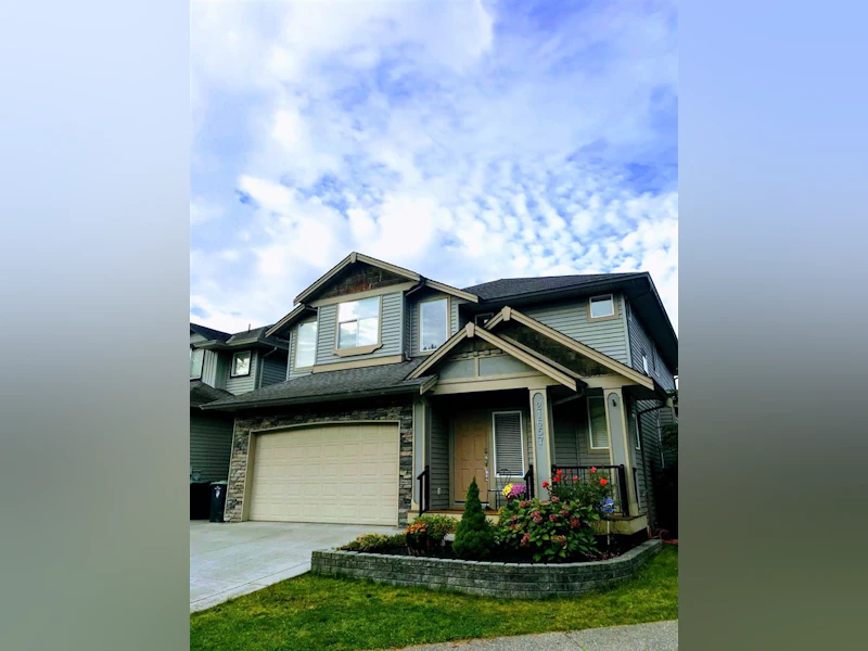 21657 89th Avenue, Langley BC V1M 4C6