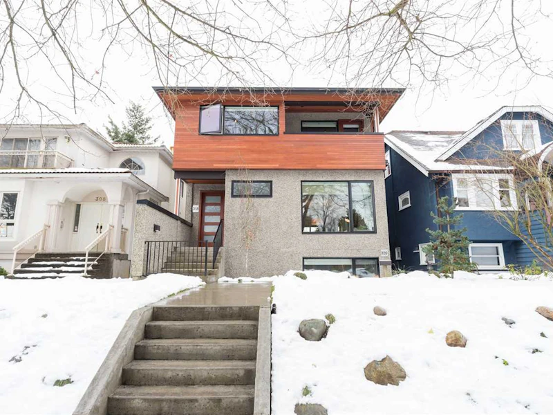 318 W 22nd Avenue, Vancouver BC V5Y 2G4