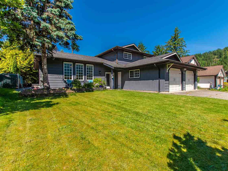 21063 Greenwood Drive, Hope BC V0X 1L1