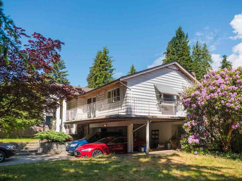 1307 Sinclair Street, West Vancouver BC V7V 3W3