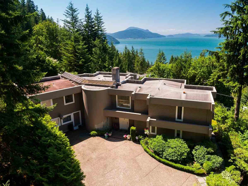 310 Oceanview Road, West Vancouver BC V0N 0A2