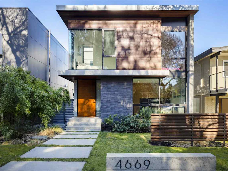 4669 W 9th Avenue, Vancouver BC V6R 2E3