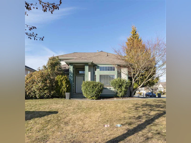 18295 68th Avenue, Surrey BC V3S 9C6