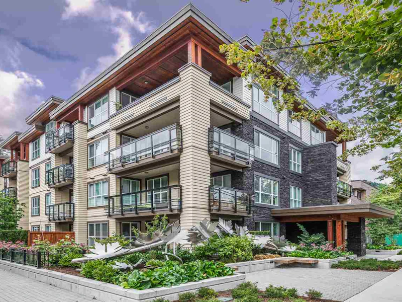 102 - 3205 Mountain Highway, North Vancouver BC
