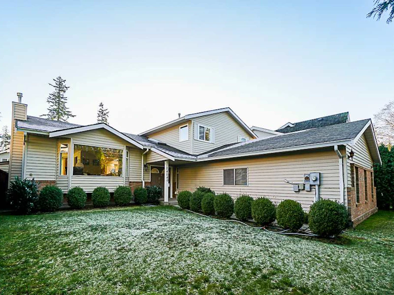 14040 24th Avenue, Surrey BC V4A 2H3