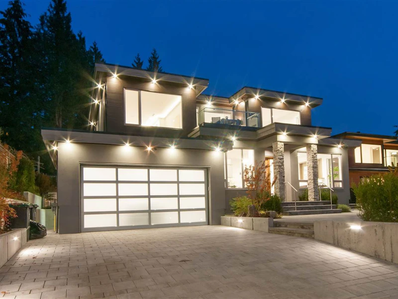 4456 Ranger Avenue, North Vancouver BC V7R 3L3