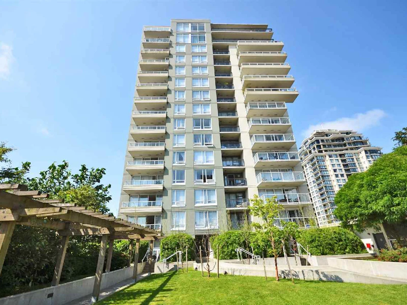 905 - 39 Sixth Street, New Westminster BC V3L 0B3