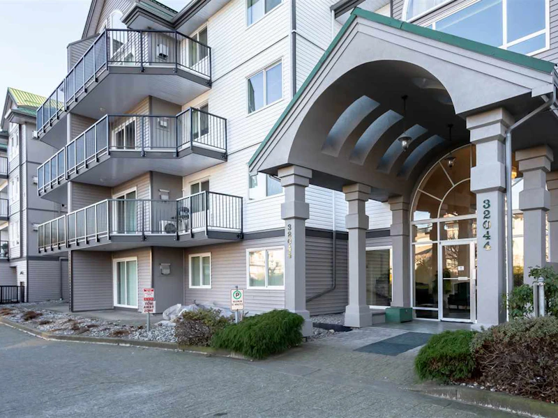406 - 32044 Old Yale Road, Abbotsford BC V2T 2C9