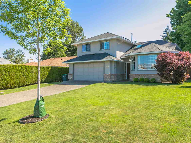 2874 153a Street, Surrey BC V4P 1G5