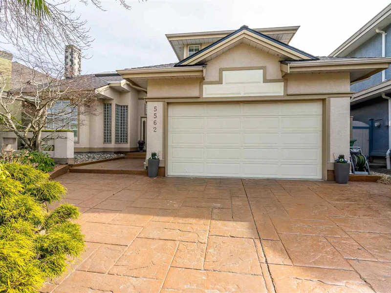 5562 Hankin Drive, Richmond BC V7C 5N2