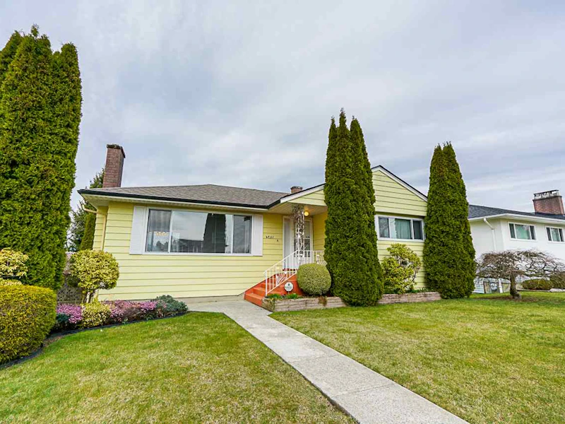 4731 Highlawn Drive, Burnaby BC V5C 3T2