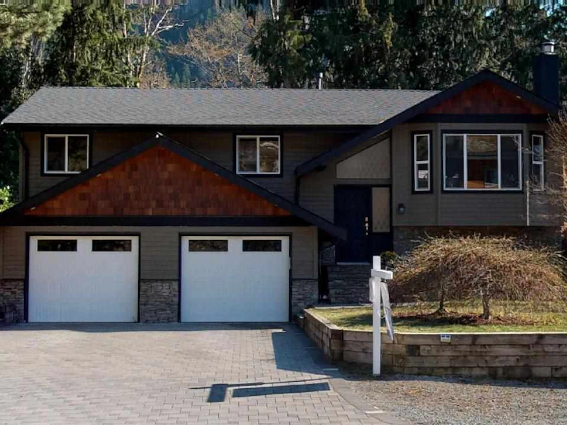 40003 Plateau Drive, Squamish BC V8B 0T6