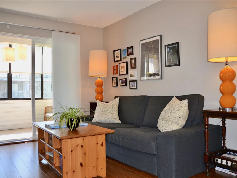 312 - 1420 E 8th Avenue, Vancouver BC V5N 1T4