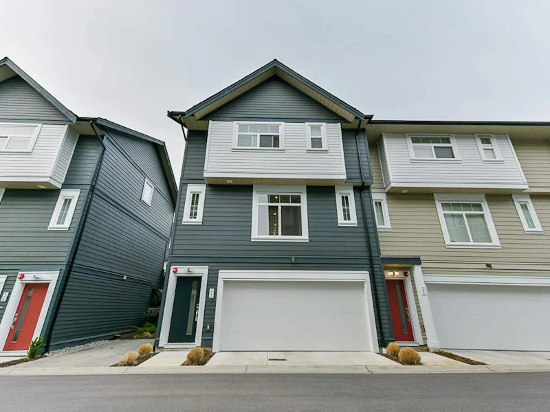 32 - 7665 209th Street, Langley BC