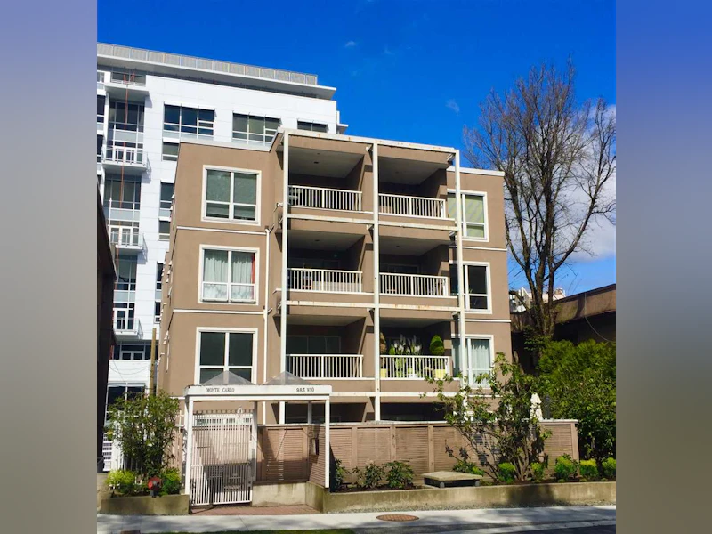 402 - 985 W 10th Avenue, Vancouver BC V5Z 1L9