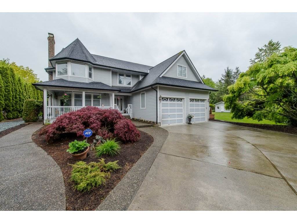 2762 Station Pl  