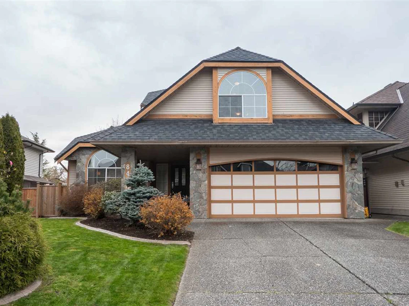 8480 214th Street, Langley BC V1M 2J2