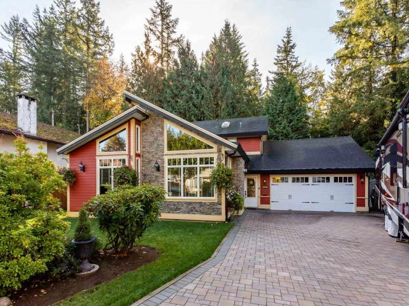 19662 45a Avenue, Langley BC V3A 7H1