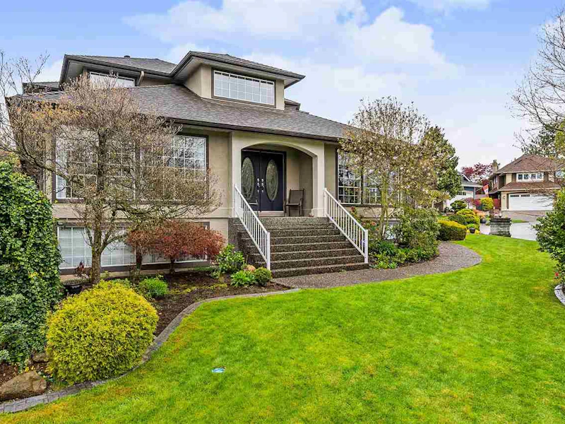 5869 189th Street, Surrey BC V3S 7T2