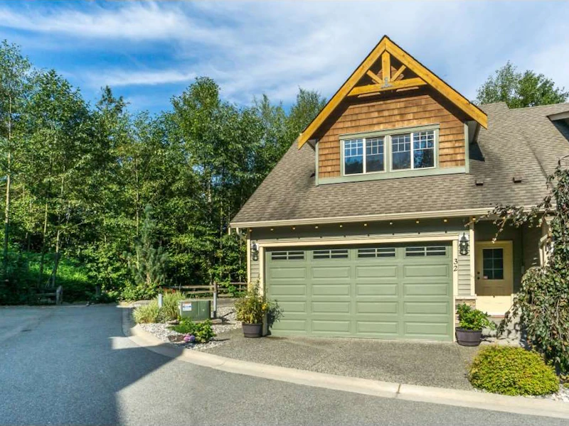 32 - 46840 Russell Road, Chilliwack BC V2R 5Z1