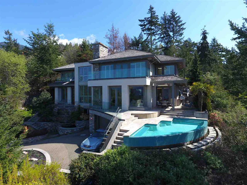 4779 Westwood Place, West Vancouver BC V7S 3C1