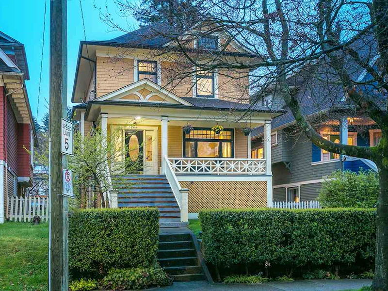 1550 E 13th Avenue, Vancouver BC V5N 2B8