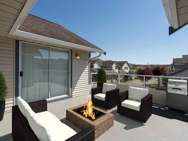 213 - 13725 72a Avenue, Surrey BC V3W 0S4