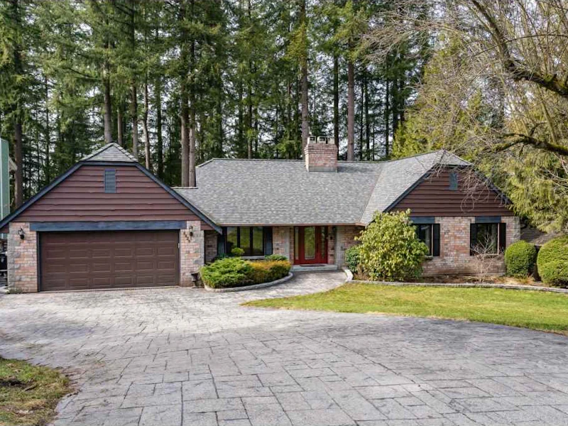 5829 237a Street, Langley BC V2Z 1A6